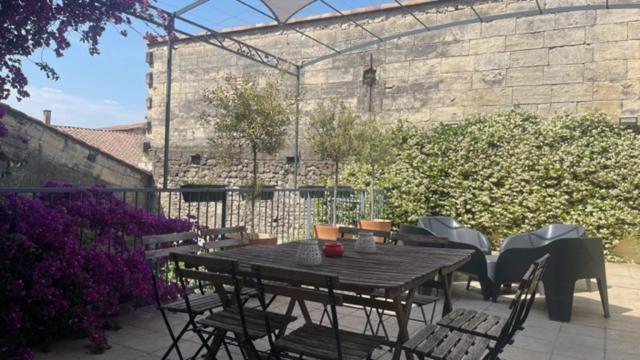 Ferienwohnung Le Grand Rouget Beaucaire  Exterior foto