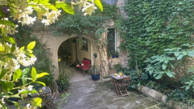 Ferienwohnung Le Grand Rouget Beaucaire  Exterior foto