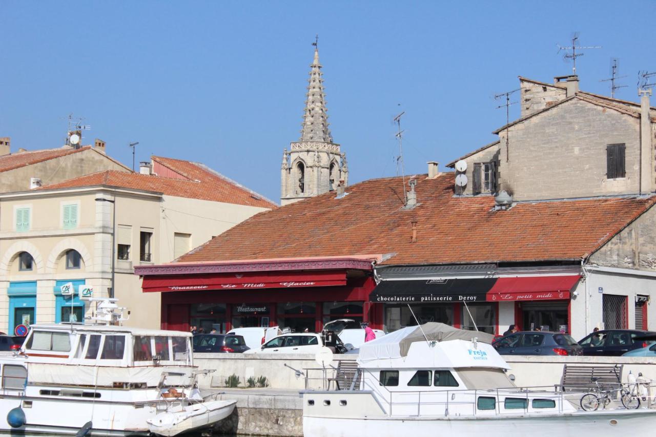 Ferienwohnung Le Grand Rouget Beaucaire  Exterior foto