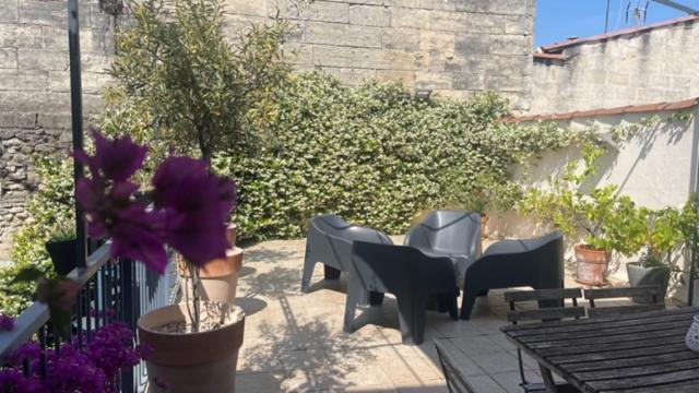 Ferienwohnung Le Grand Rouget Beaucaire  Exterior foto