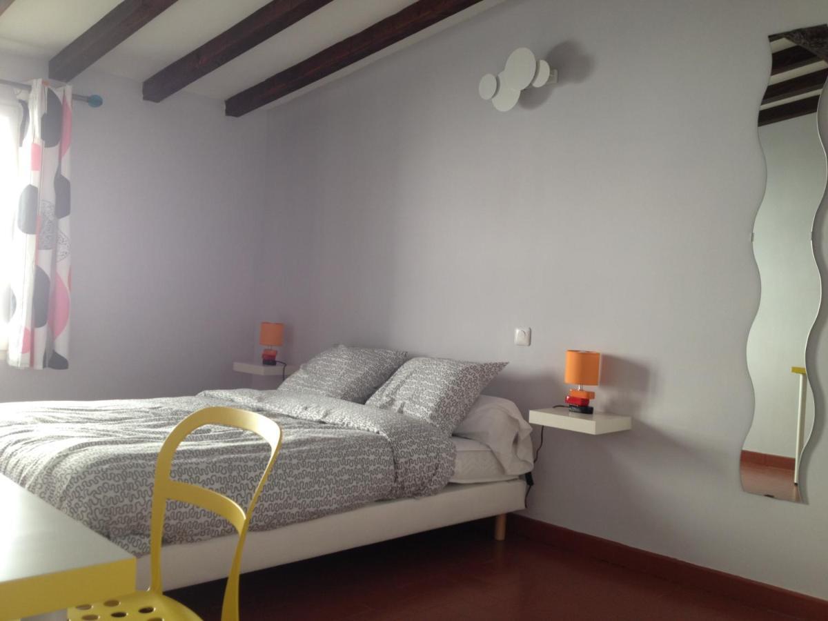 Ferienwohnung Le Grand Rouget Beaucaire  Exterior foto
